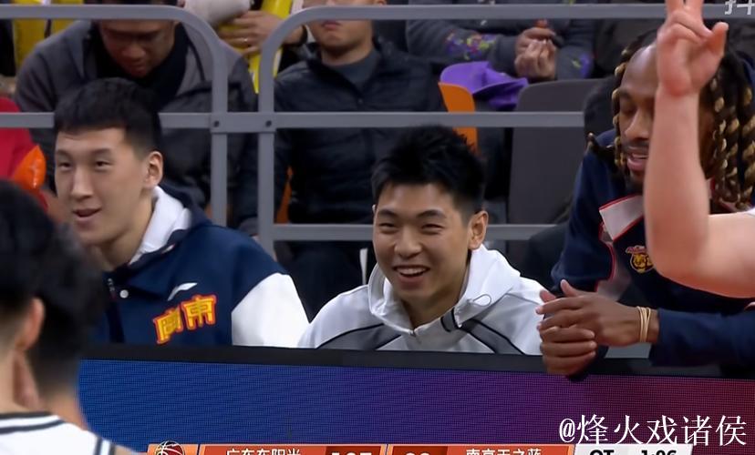 广东遭遇伤病危机!徐杰眉骨开裂杜润旺肩部撕裂,两新援尚未登场 广东遭遇伤病危机!徐杰眉骨开裂杜润旺肩部撕裂,两新援尚未登场